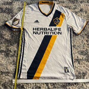 Galaxy By Harvic Navy and Gold Shirt